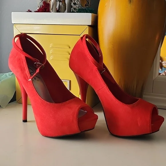 Diba London Red Peeptoe Pumps